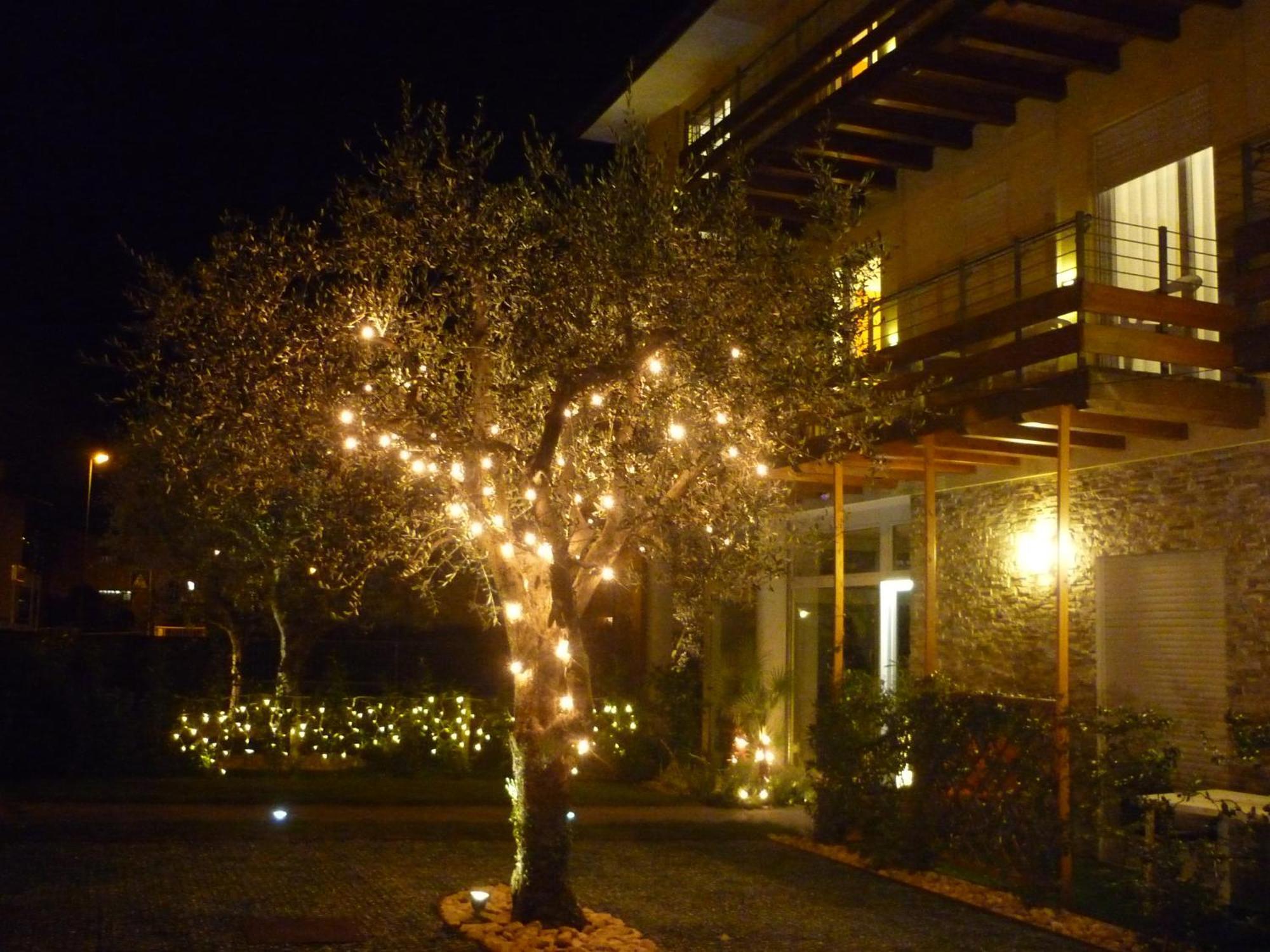 Residence Rivachiara Bagian luar foto