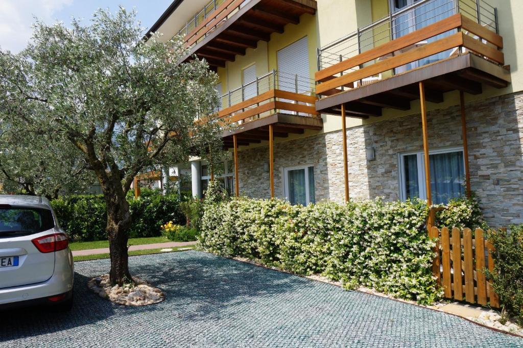 Residence Rivachiara Bagian luar foto